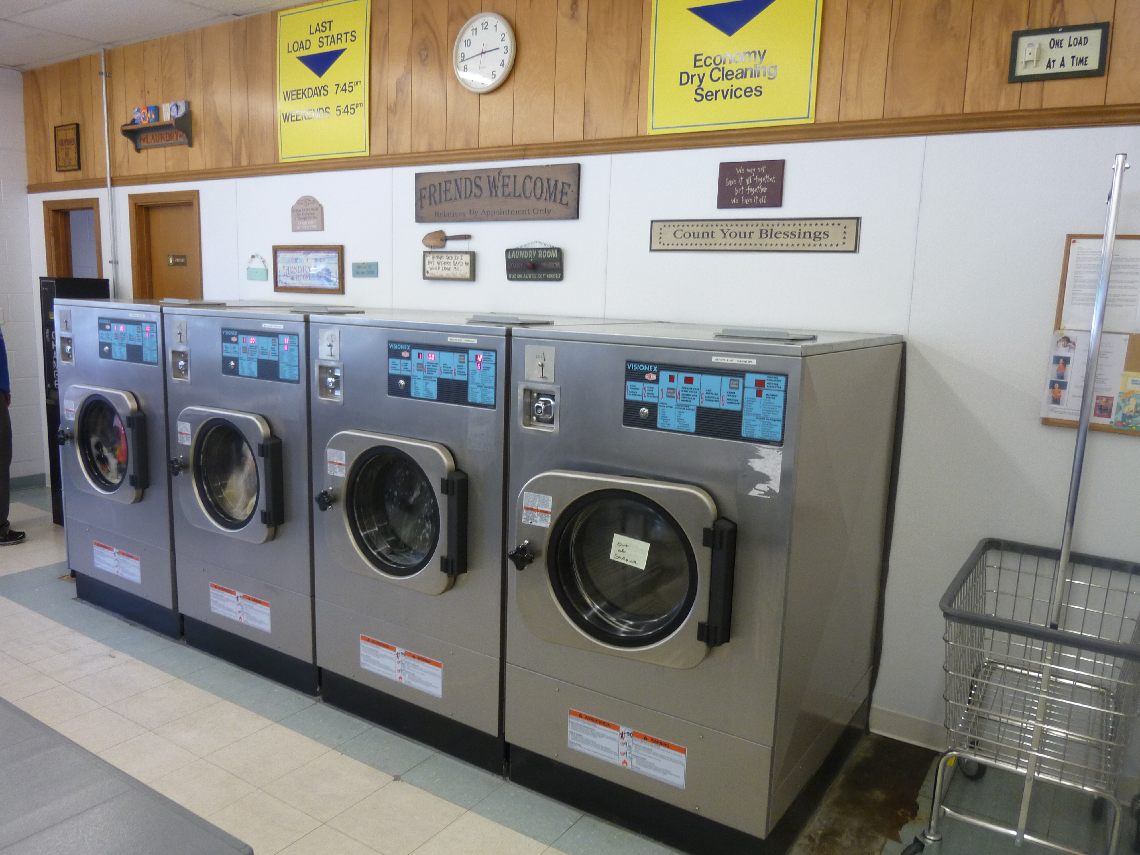 Lenexa Coin Laundry and Dry Cleaners